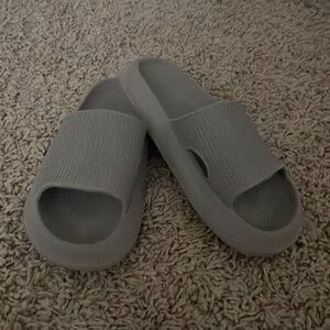 Gray slides